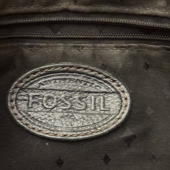Fossil Black Leather Crossbody Bag –Multi Pocket Messenger Purse, Brass Hardware - Picture 7 of 8